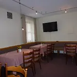 酒店 盖斯特豪弗日尔弗酒店