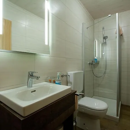 Hotell Reif 3*